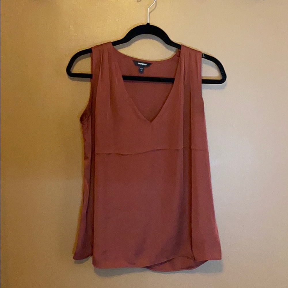 Pleated Shoulder V Neck Tank